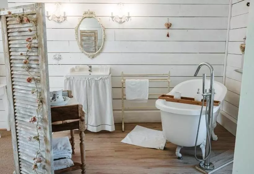 ベッドアンドブレックファースト Relais Des Combrailles