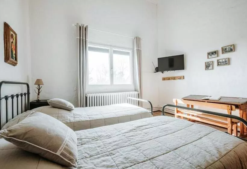 ベッドアンドブレックファースト Relais Des Combrailles