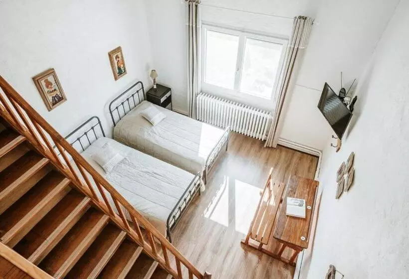 ベッドアンドブレックファースト Relais Des Combrailles