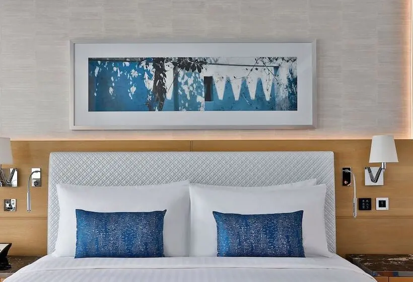 هتل Marriott Resort Palm Jumeirah, Dubai
