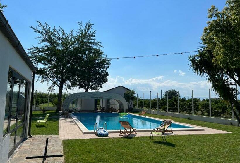 Отель Masseria Brica Rossa