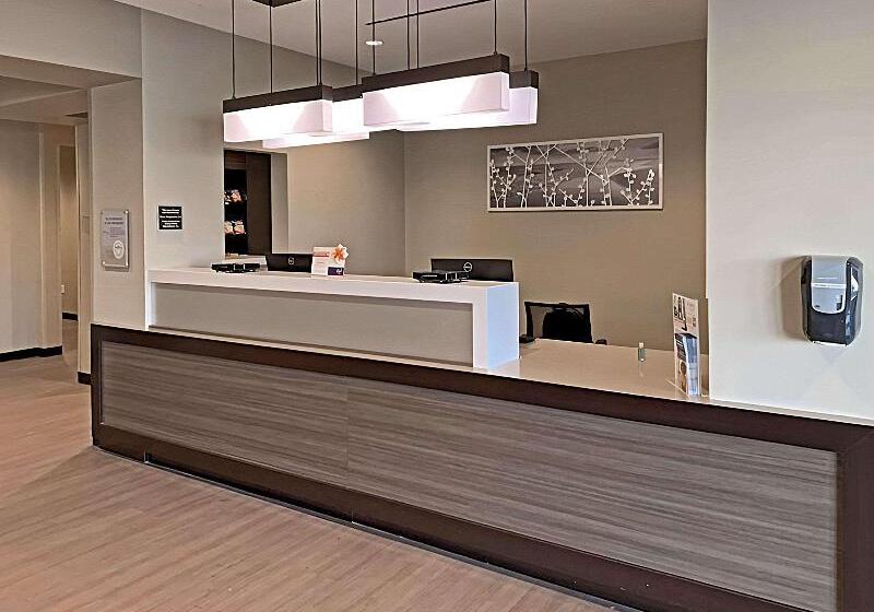 호텔 Sleep Inn North  Central York