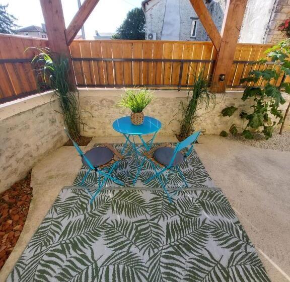 پانسیون Les Petits Jardins De Cissé Chambre De Charme