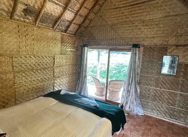 بنسيون The Gravity Cafe  A Unit Of Staychillhampi