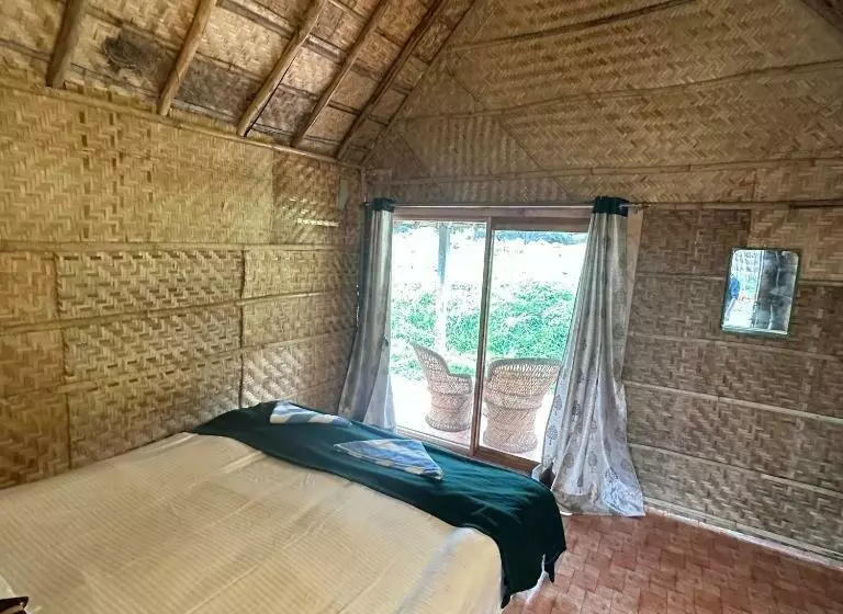 Majatalo The Gravity Cafe  A Unit Of Staychillhampi