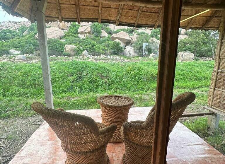 بنسيون The Gravity Cafe  A Unit Of Staychillhampi