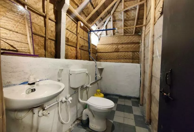 Majatalo The Gravity Cafe  A Unit Of Staychillhampi