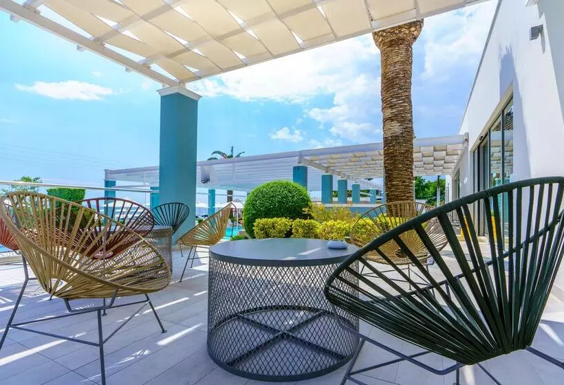 Elinotel Sermilia Resort