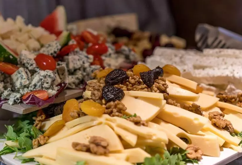 Elinotel Sermilia Resort