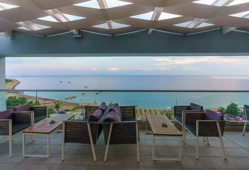 Elinotel Sermilia Resort