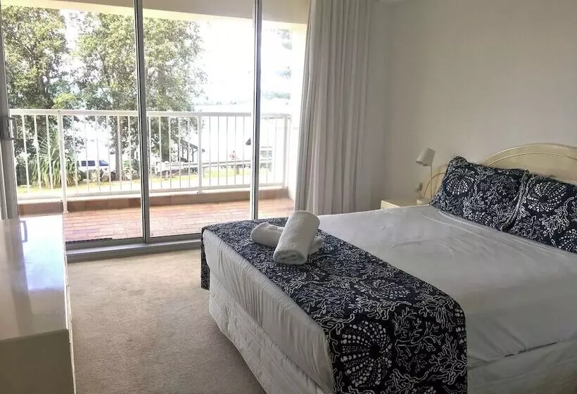 Hillhaven Holiday Apartments