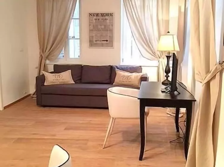 هتل Barbacan Boutique
