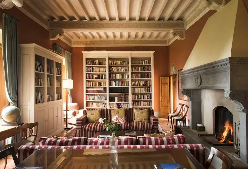 בית מלון כפרי Borgo Pignano Tuscany