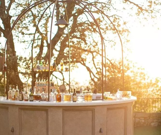 בית מלון כפרי Borgo Pignano Tuscany