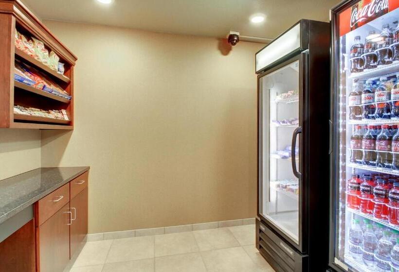 Cobblestone Hotel & Suites Salem