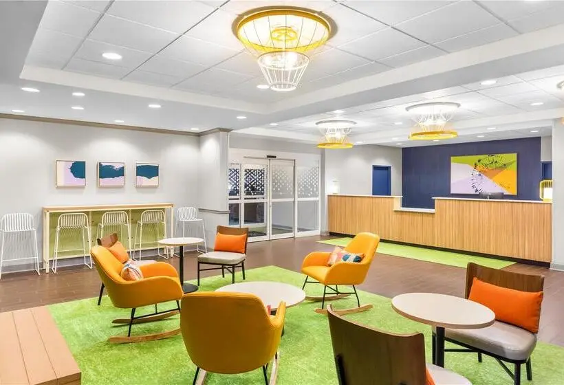 ホテル Comfort Inn & Suites Dothan East