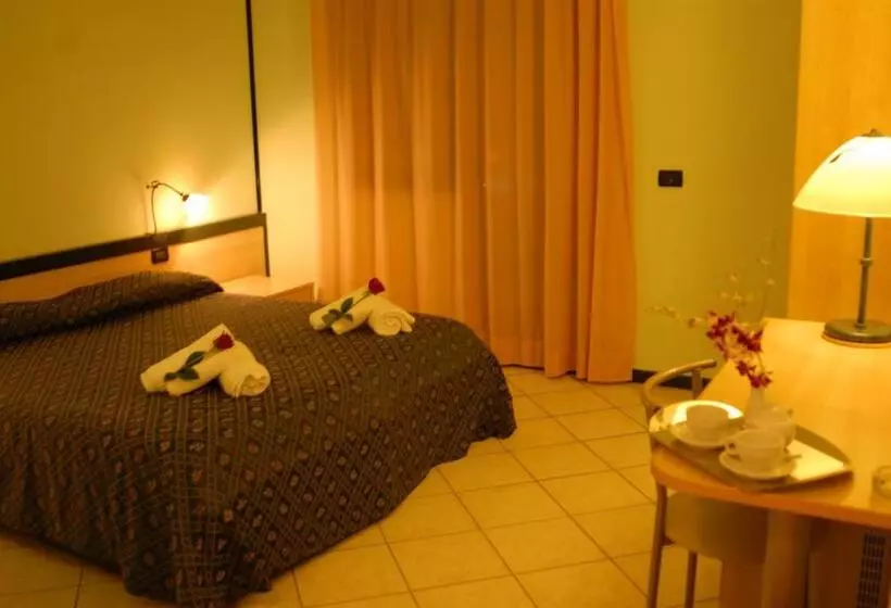 ホテル Gran Delta Di Alba Invest Srl