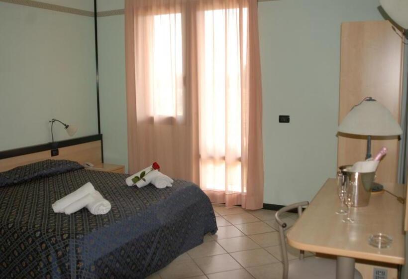 ホテル Gran Delta Di Alba Invest Srl