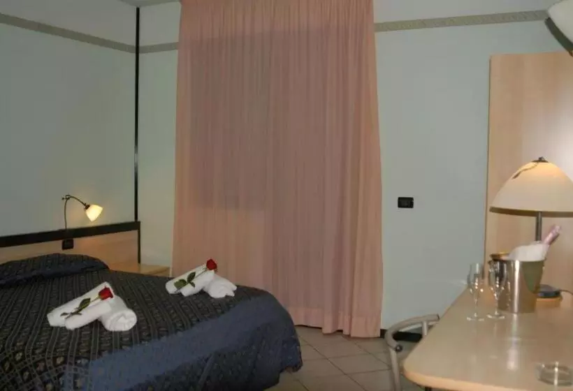 ホテル Gran Delta Di Alba Invest Srl