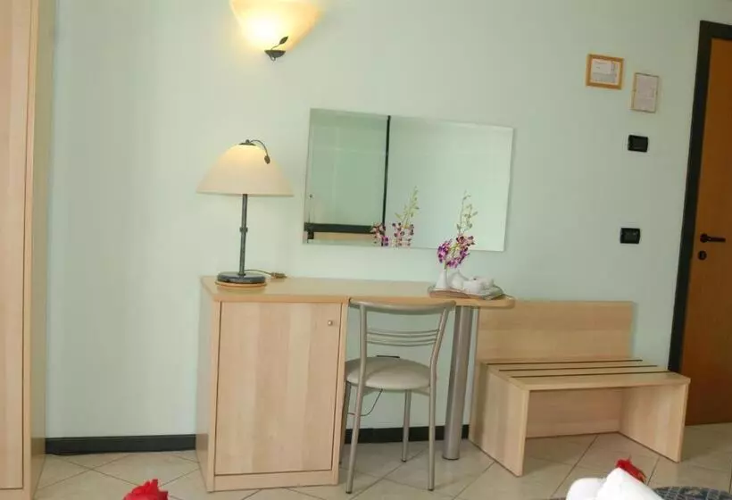 ホテル Gran Delta Di Alba Invest Srl