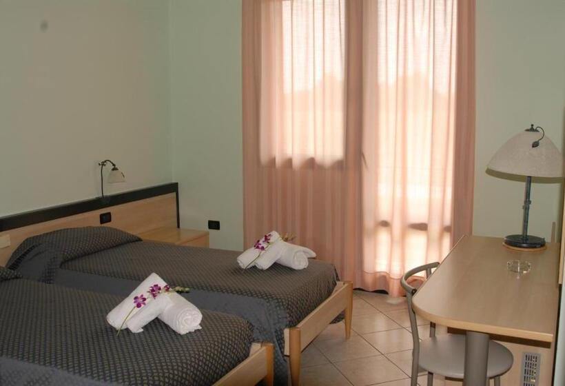 ホテル Gran Delta Di Alba Invest Srl