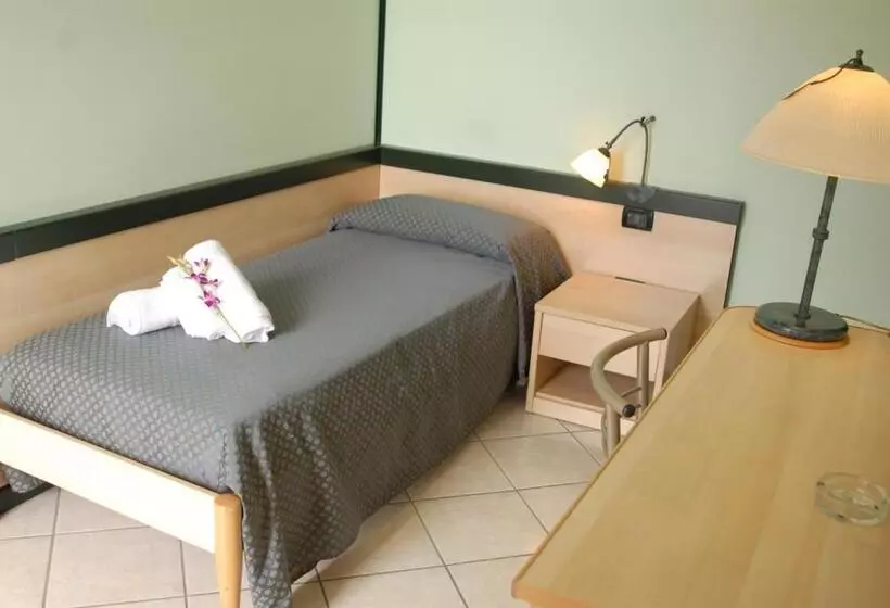 ホテル Gran Delta Di Alba Invest Srl