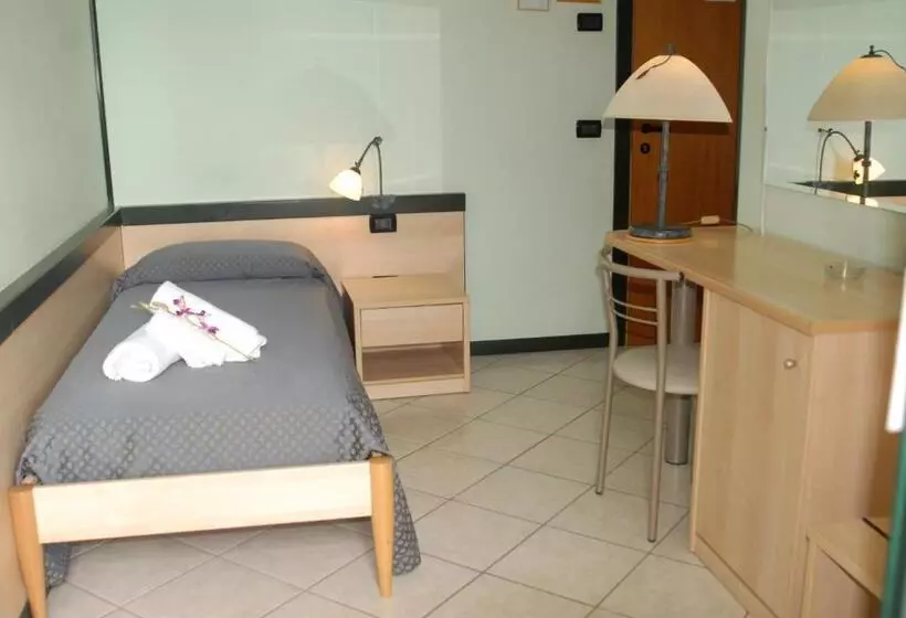 ホテル Gran Delta Di Alba Invest Srl