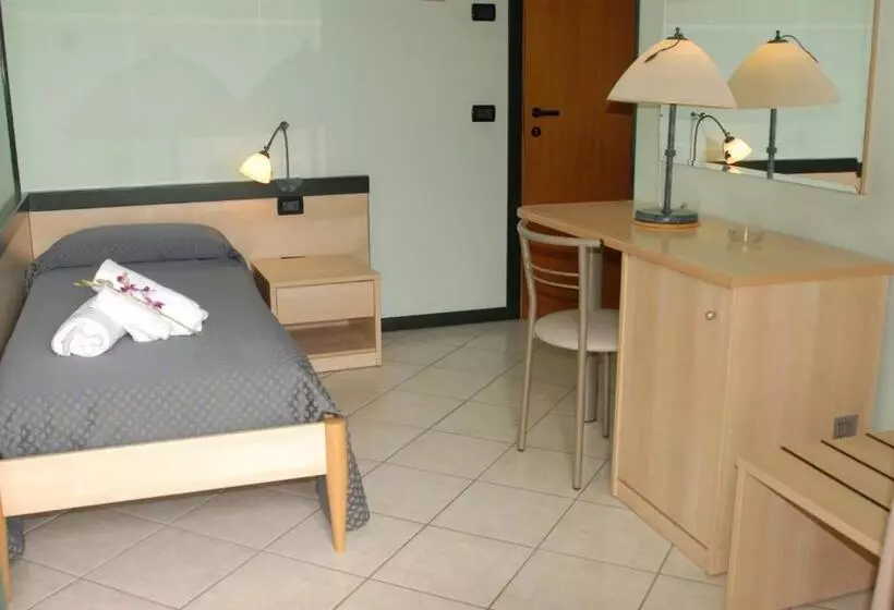 ホテル Gran Delta Di Alba Invest Srl