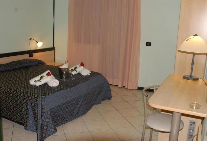 ホテル Gran Delta Di Alba Invest Srl