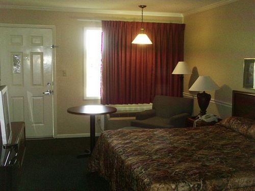 호텔 Stay Express Inn & Suites Demopolis
