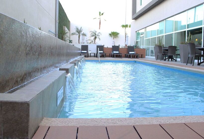 فندق Hampton Inn By Hilton Hermosillo