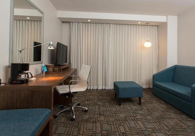 فندق Hampton Inn By Hilton Hermosillo