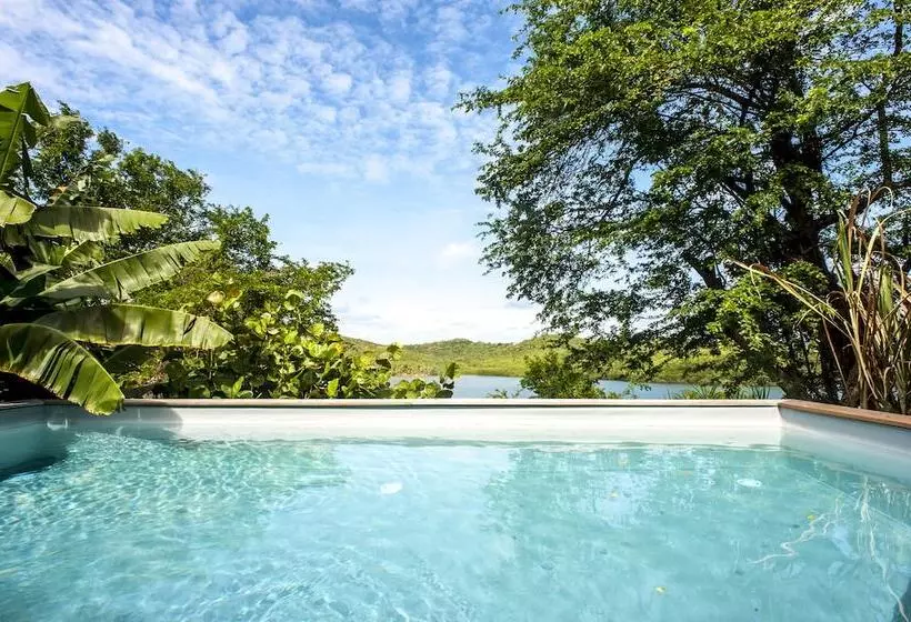 هتل Hôtel Plein Soleil