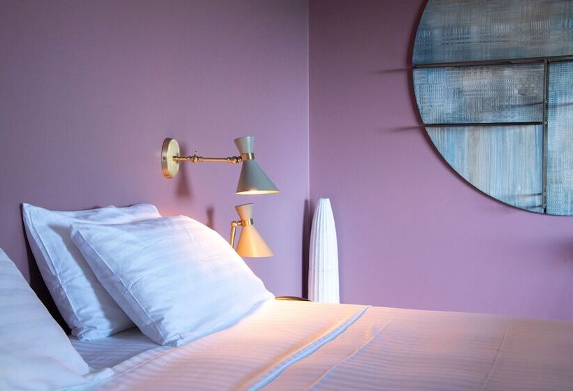 هتل Hôtel Plein Soleil