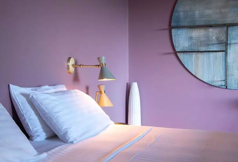 هتل Hôtel Plein Soleil