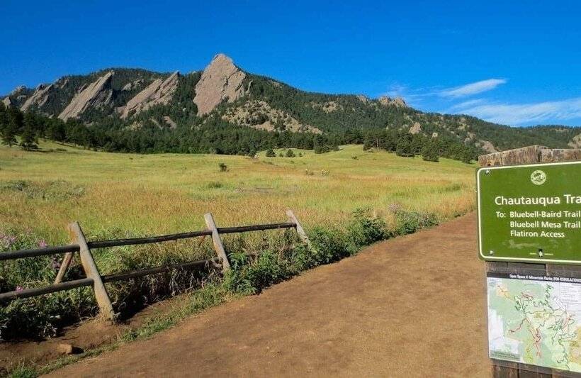 בית מלון כפרי Hyatt Place Boulder/pearl Street