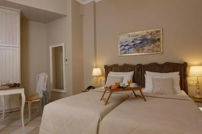 هتل Ionia Suites