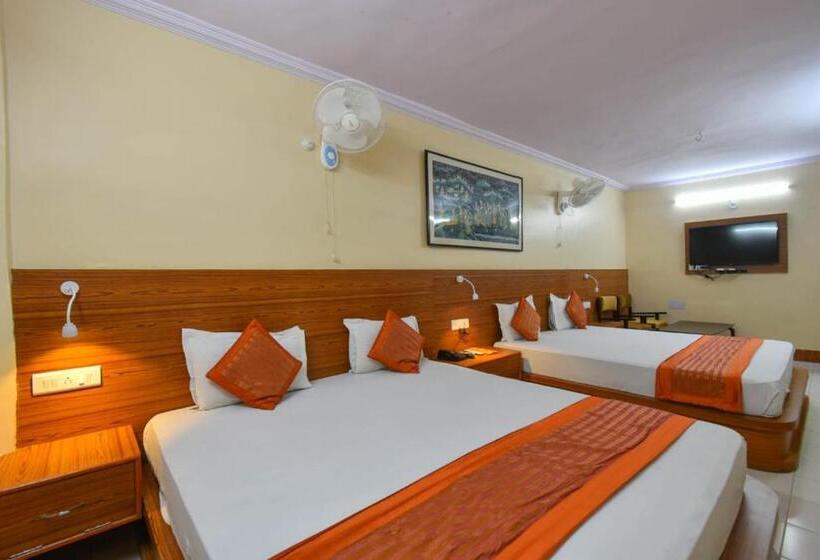 فندق Jaisingh Palace