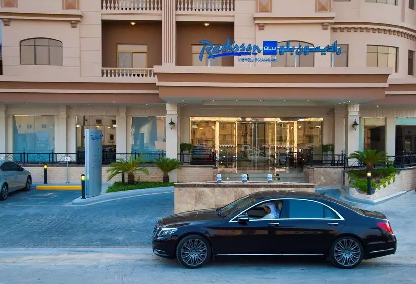 Отель Radisson Blu Dhahran