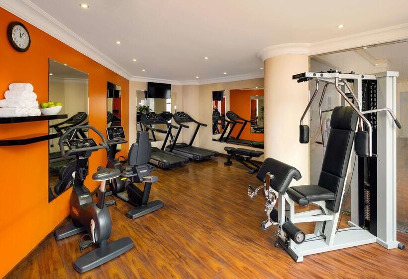 酒店 Radisson Blu  Dhahran