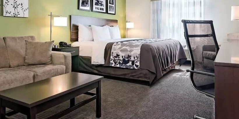 בית מלון כפרי Sleep Inn & Suites   Fort Scott