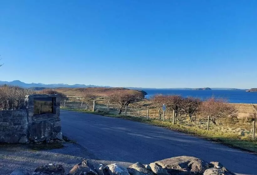 בית מלון כפרי Summer Isles