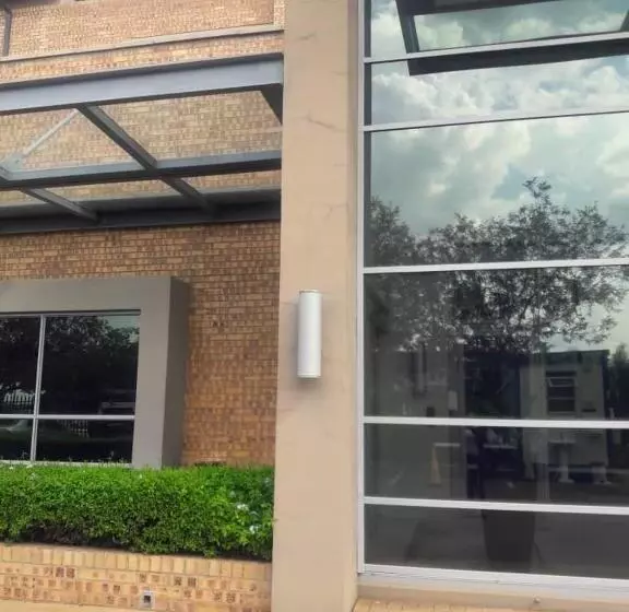 هتل Town Lodge Gaborone