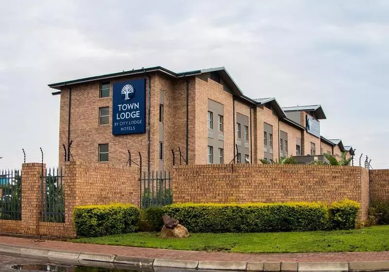 هتل Town Lodge Gaborone