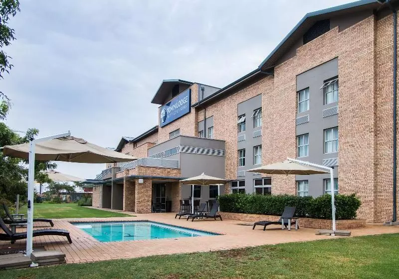 هتل Town Lodge Gaborone