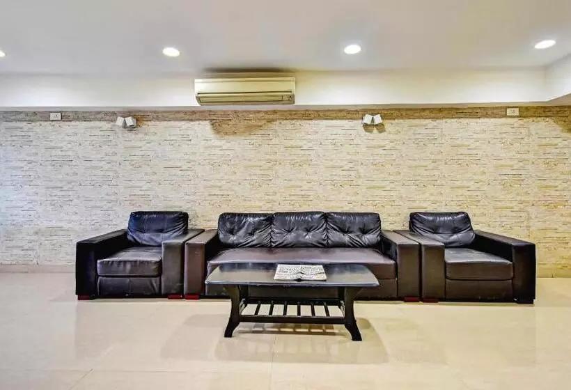 هتل Treebo Vapr Guindy Ekkatuthangal