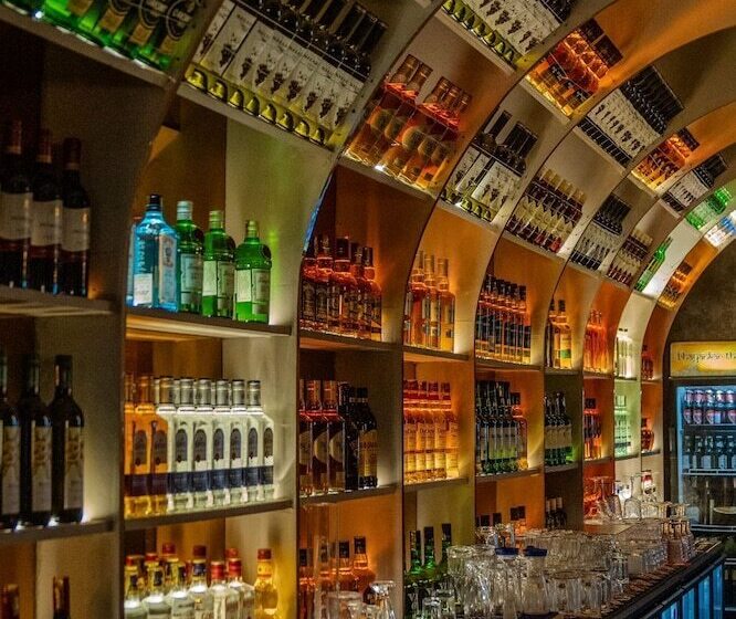 فندق Welcomheritage Traditional Haveli