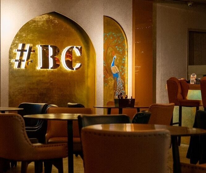 فندق Welcomheritage Traditional Haveli