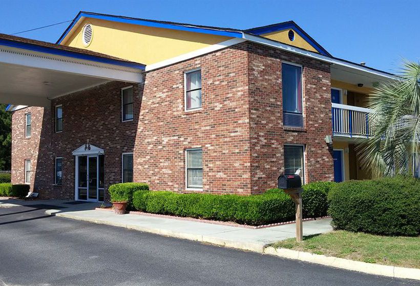 Мотель Claxton Inn