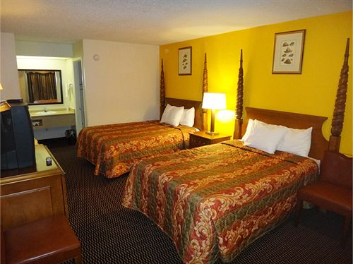 Мотель Claxton Inn